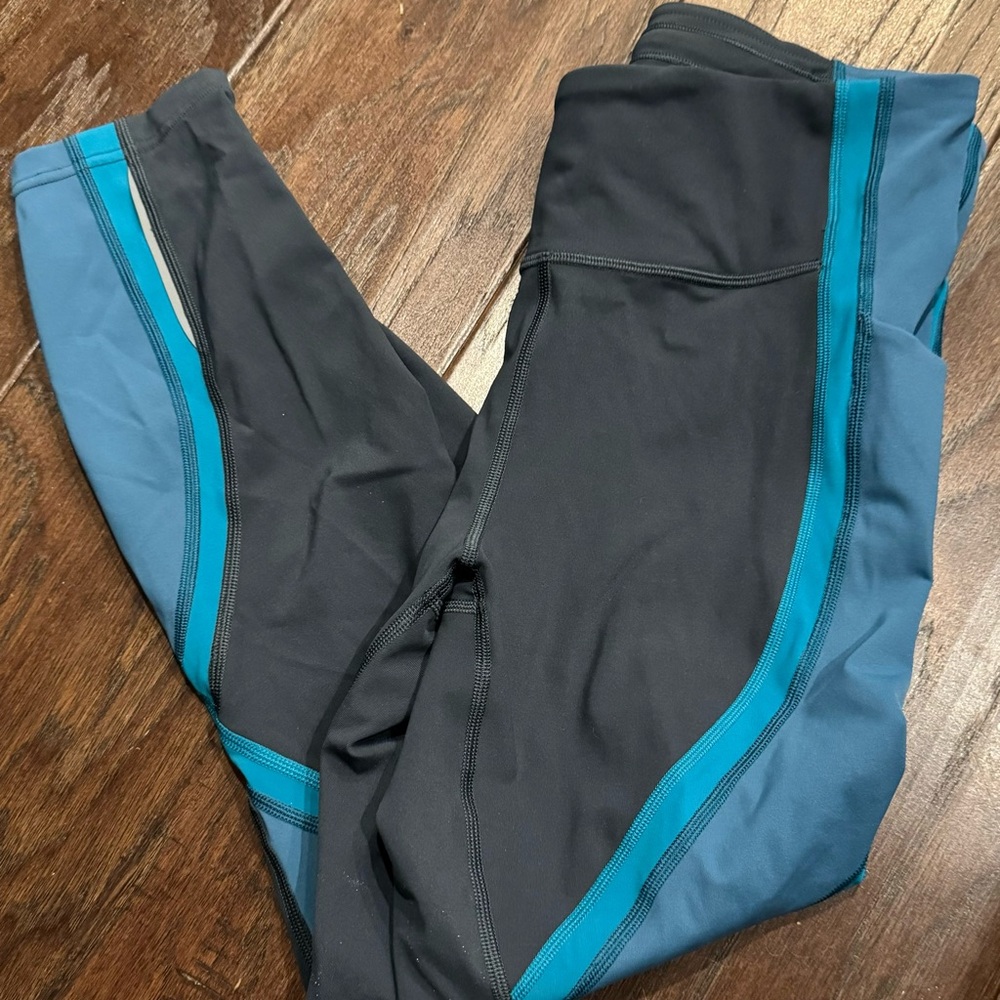 Lululemon Women’s Size 10 Leggings Blue